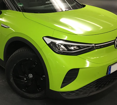 Fahrzeugvollfolierung einer Autoflotte mit hochwertiger Wrapfolie