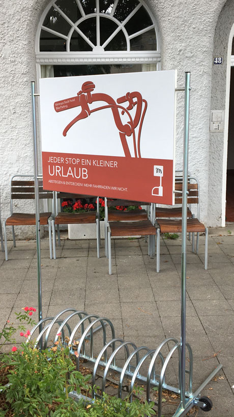 Hochwertige Folierung eines Fahrradständers